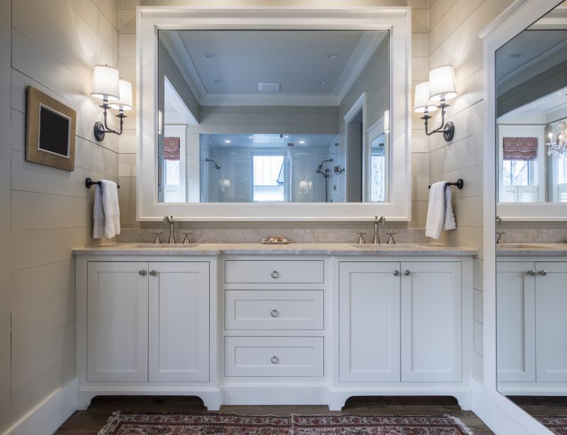 High-End Vanity Fixtures